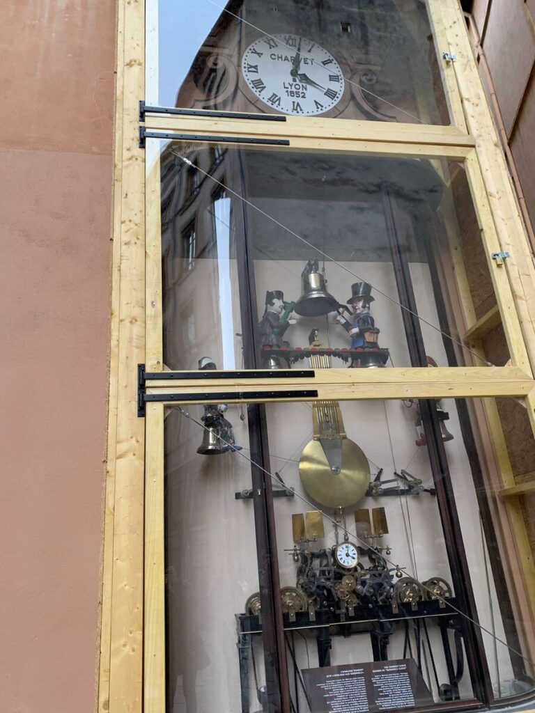 シャルヴェのからくり時計