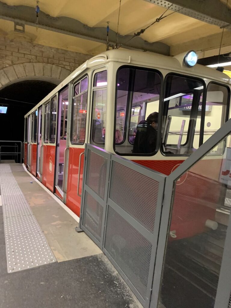 リヨン フニクレール(ケーブルカー)