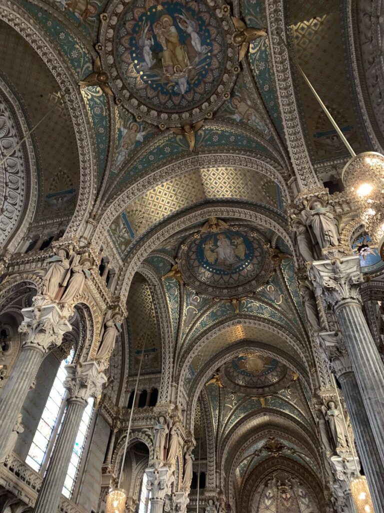 リヨン フルヴィエール大聖堂 天井モザイク画