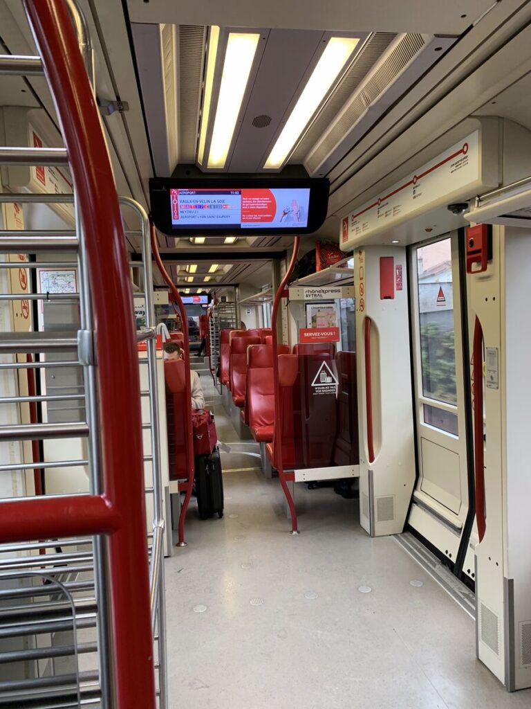 ローヌエクスプレス 車内