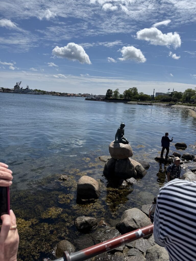 人魚姫の像（コペンハーゲン）